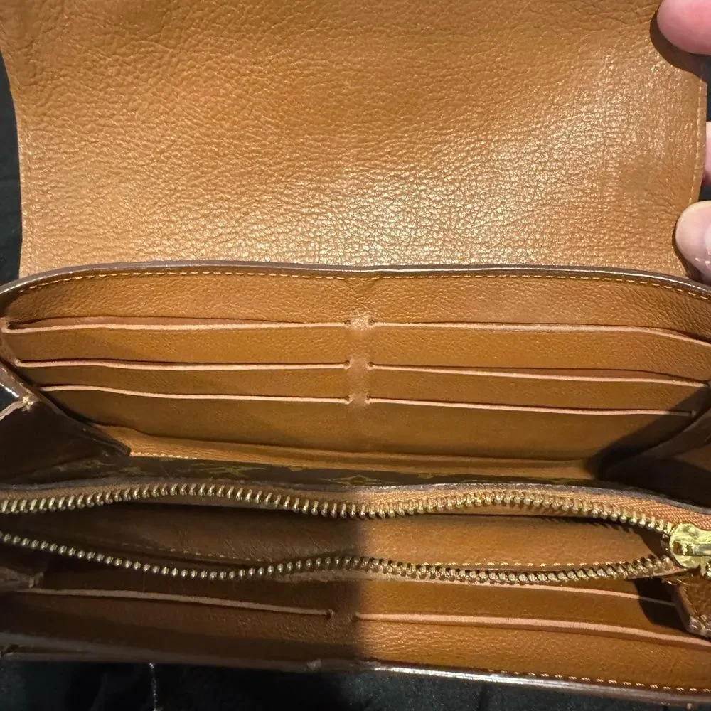 Louis Vuitton Brown Monogram Elysee Wallet - Picture 3 of 11